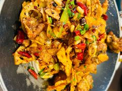 -川流不息·地道川菜·小龙虾(松东路店)