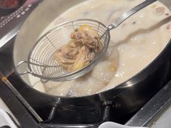 -尚尚仙·酸汤猪手·猪肚鸡火锅(华联万柳购物中心店)