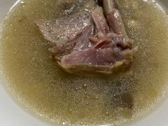 -红旗山庄(圭峰山店)