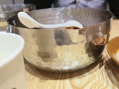 -魔都三兄弟酸辣粉·蘸卤炸串(虹桥万科店)