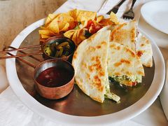 鸡牛双肉芝士墨西哥馅饼-The Rug Cafe(王府中环店)