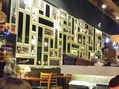 -Hooley's活利仕西餐厅(珠江新城店)