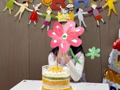 -山与蓝·轻糖鲜果蛋糕(勒泰店)