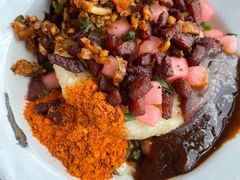 -包整·丝娃娃(一览甲秀楼风景店)