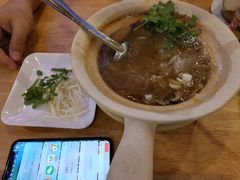 -J Daeng Seafood