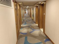 -上海虹桥君丽假日酒店(娄山关路地铁站店)