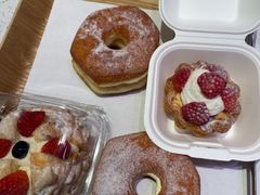 -巴黎贝甜(大宁国际商业广场店)