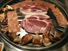 -韩聚屋韩国烤肉餐厅(新北万达店)