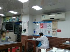 大堂-沙湾姜撞奶甜品店(昌岗中路店)