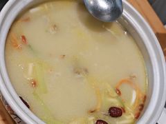 鲍鱼鸡煲-金龙·打边炉(南京西路店)