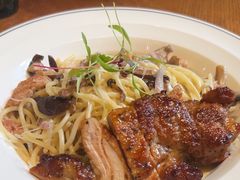 -秘密旅行Bonjour(黑金冠 江南西店)