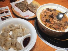 -娜仁图雅蒙古美食村(33小镇店)