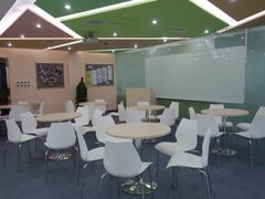 -沃尔得国际英语(泉城路校区)