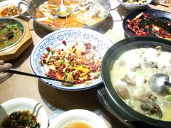 -佬湘楼·27年湘菜(天河都市广场店)