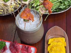 -谭公鱼头·鲜鱼火锅·小龙虾·江湖菜(秀沿路店)