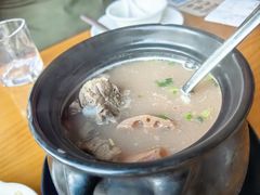 -莲餐厅·湖北菜·潜江小龙虾店(愚园路店)