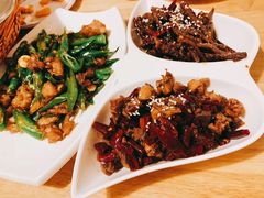 -兔行天下-鸿鹤鲜锅兔(中海国际店)