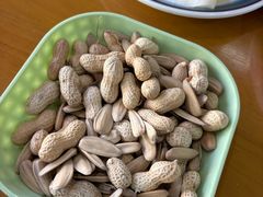 -鹤乡东北菜(崮山路店)