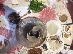 -满旗楼 北京烤鸭·涮羊肉火锅(武昌店)