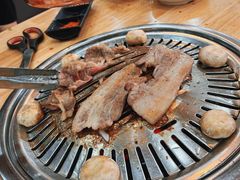 -牛信亭韩国料理·炭火烤肉(紫藤路店)