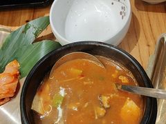 -青瓦餐厅·生鱼片·韩园烤肉(西塔店)