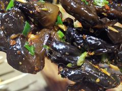 -何师烧烤·香辣蟹·川菜·30年老品牌(太古里旗舰店)
