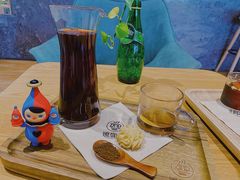 -ZING COFFEE 镜咖啡