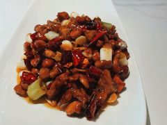 宫保鸡丁-夫妻肺片·中华老字号·正宗川菜(春熙路店)