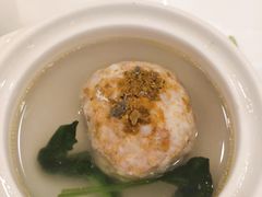 蟹粉狮子头-怡园饭店-餐厅(四望亭店)