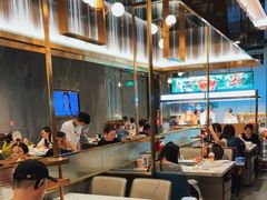 大堂-海底捞火锅(长宁路龙之梦店)