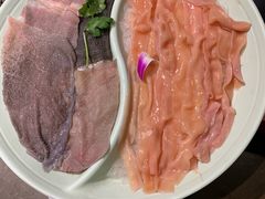 -红九格老火锅(三峡广场店)