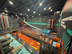 -极限PLAY运动娱乐新世界·团建派对潮玩休闲馆·室内蹦极高空游乐园