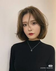 -时尚殿堂明星门店