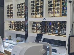 -广州宝岛眼镜武汉和光眼镜市场西区店