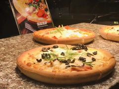 -四海一家自助餐(益田假日广场店)