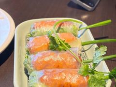 -大头虾越式风味餐厅(光明广场店)