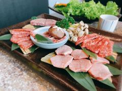 -炼火烤肉店