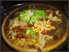 -三鞭一花·独一处·元英砂锅(海光寺店)