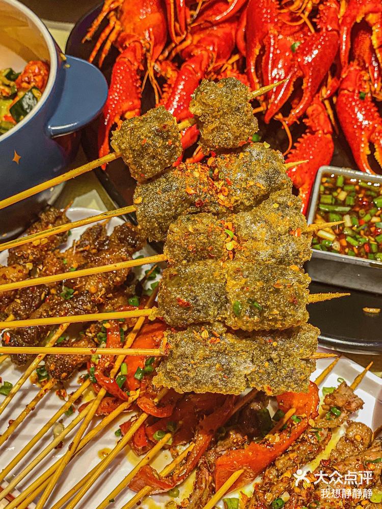 不愧是长沙top1夜宵店!烤手工蕨粑好吃哭了