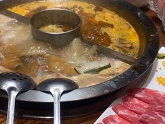 -佬土鹅肠火锅(解放路店)