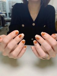 -悦指间美甲美睫