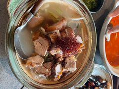 酸萝卜丝炖猪肘-半山腰·云南菜(侨福芳草地店)