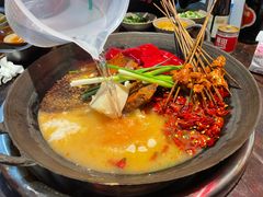 -四小区火锅·巷子里的重庆火锅(花照壁店)
