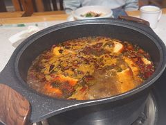 -佬缸炮江湖川菜(玉林店)