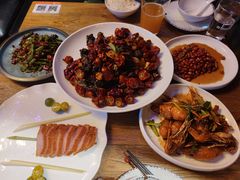 -爱啤精酿·民谣酒馆(滨江店)