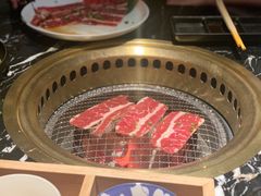 -山川小町·极番烧肉(新地假日广场店)