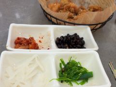 -豚妈妈汤饭·部队锅(南京东路店)