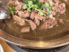 -大众跷脚牛肉馆·非遗传承单位(峨眉山店)