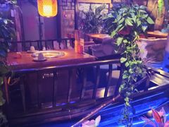 -城墙拐拐火锅(三峡广场黑金冠店)