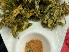 -回头客餐厅·家的味道农家菜·虹鳟鱼·铁锅炖(雁栖湖店)